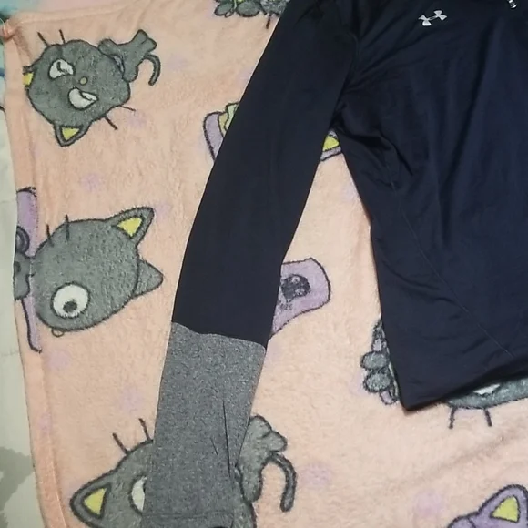 Under Armour Navy and Heather Gray Half-Zip - Picture 5 of 7